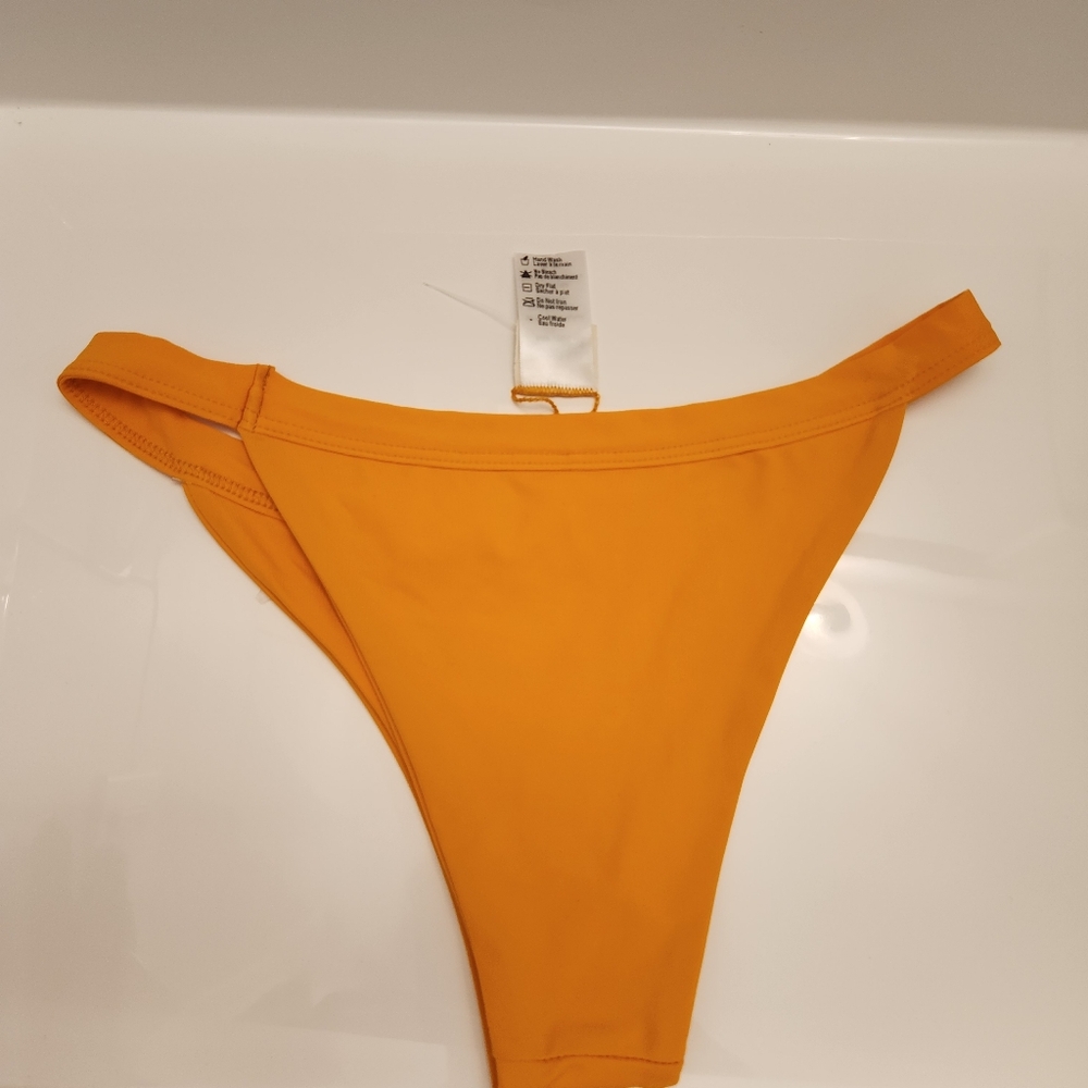 LSPACE Swim Bottom Size S New - Picture 4 of 6